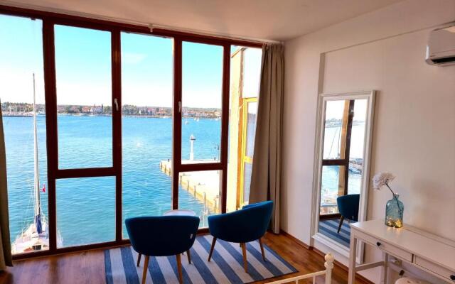 Umag center seafront seaview old town apartment 1