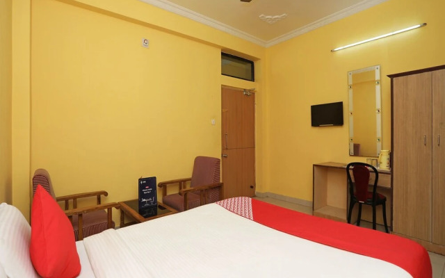 Hotel Sambit International by OYO Rooms