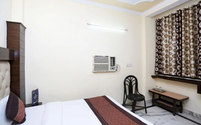 Lord Krishna Hotel Dx. Inn