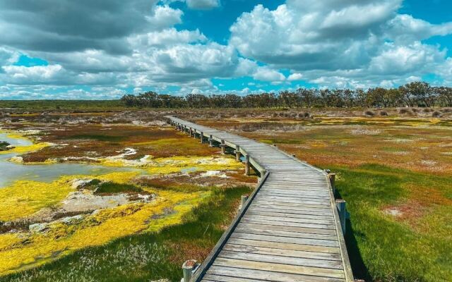 The Shark Bay Boutique Hotel & Spa