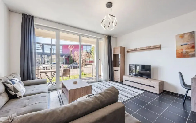 Coastal Haven Talea in Tale
