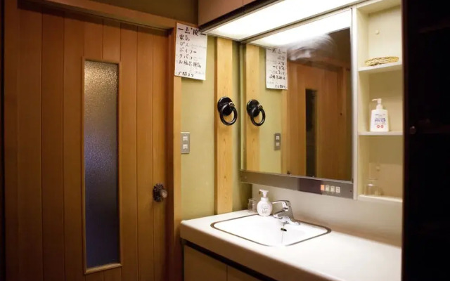 SUKIYA-zukuri Suehiro House