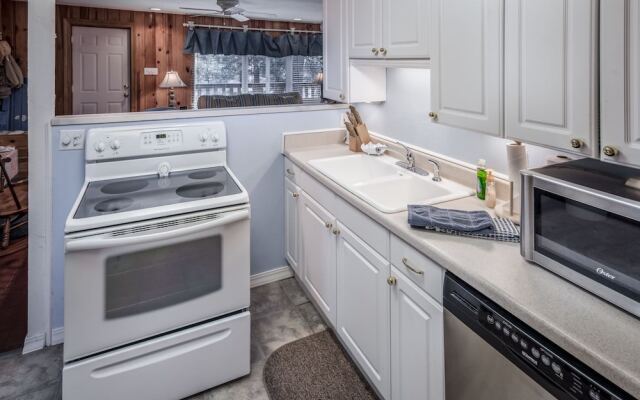 Linn Haven - Three Bedroom Cabin