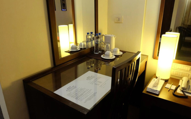Grand Business Inn
