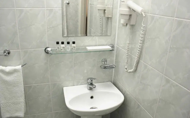 Express Hotel