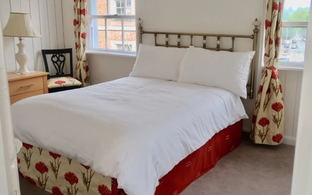 4bedhouse/leominster/hiking/castles/sleeps7/wifi