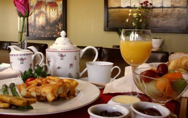 20 Bells Lake Bed & Breakfast