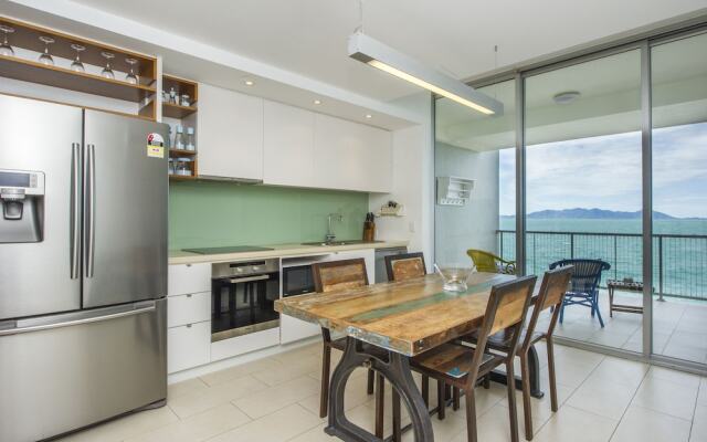 1 Bright Point Apartment 4303