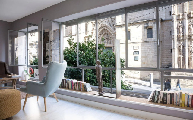 Puerta Catedral Studios