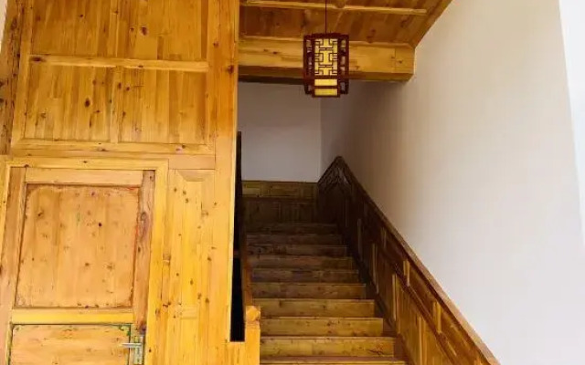 Danba Cosa Xikang Homestay