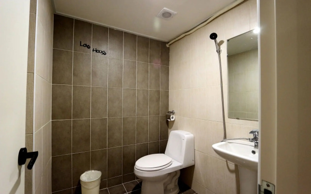 Just4u Guesthouse
