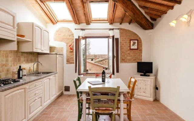 Fattoria Bio Pieve a Salti, Montalcino