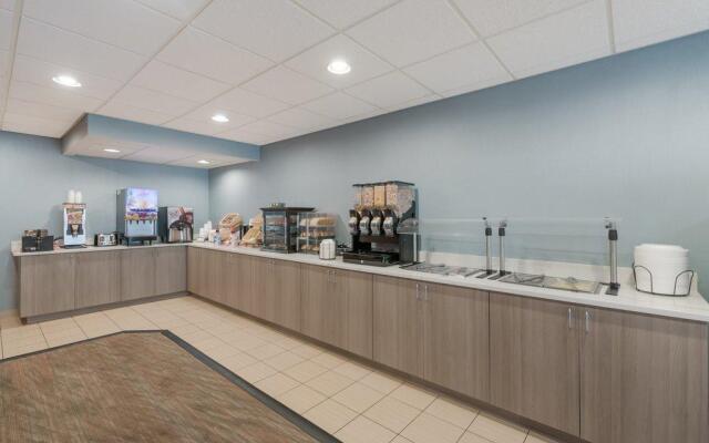 Garner Hotel Virginia Beach North by IHG
