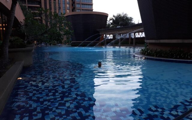 The Suites @ Times Square