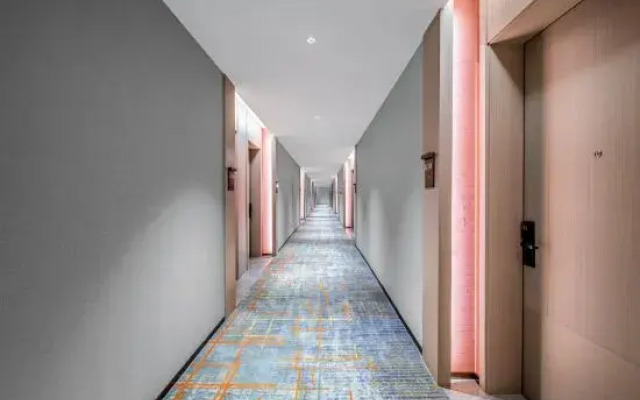 Yicheng Hotel