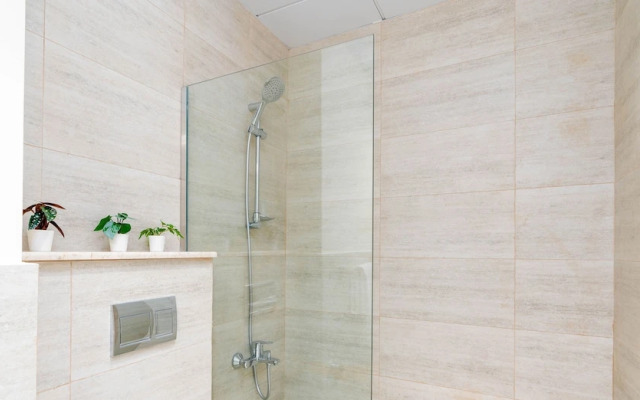 Elegant Studio in Oasis - 4