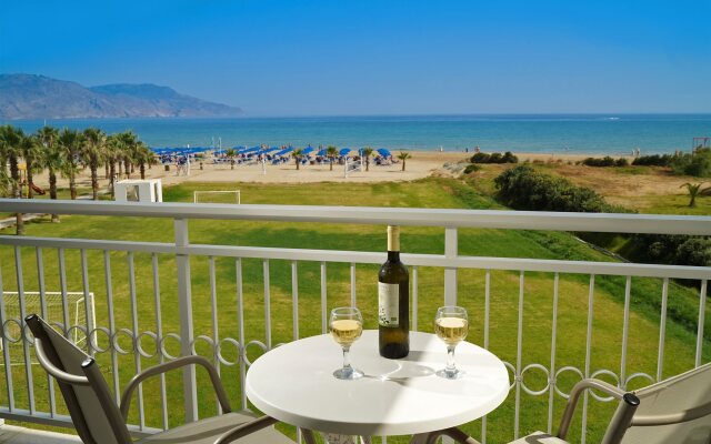 Delfina Tropic Beach
