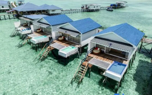 Sagittarius Resort – Outside – Semporna