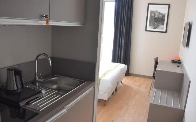 Res. Lyon Dock Ouest, Lyon, Studio for 2 Pers