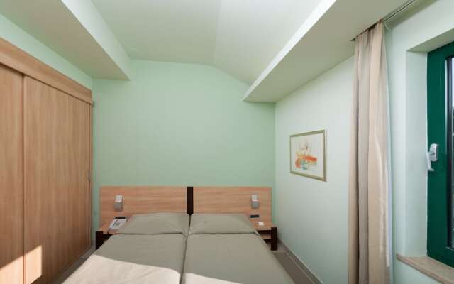 Maistra Apartments Petalon