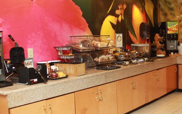 Fairfield Inn & Suites by Marriott Fairmont