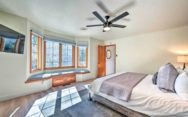 Spacious Flagstaff Home w/ Hot Tub & Grill!