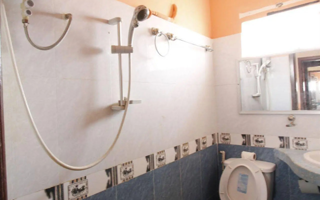 Adan World Hostel