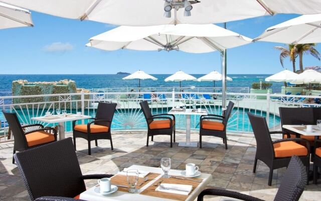 Oyster Bay Beach Resort