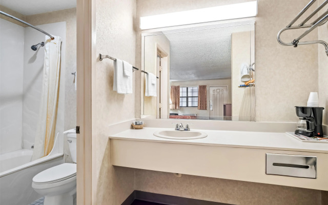 Americas Best Value Inn Midlothian Cedar Hill