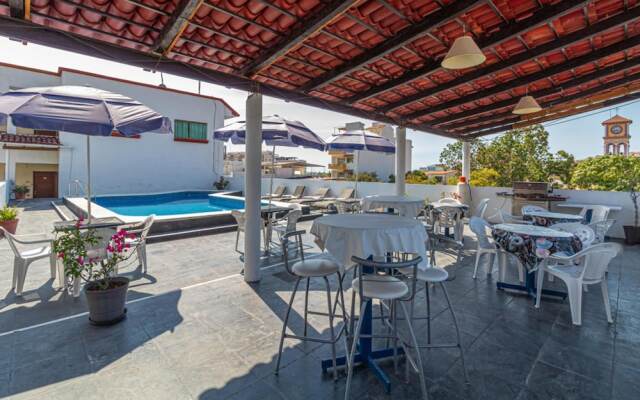 Paraiso Vallarta hotel and Suites