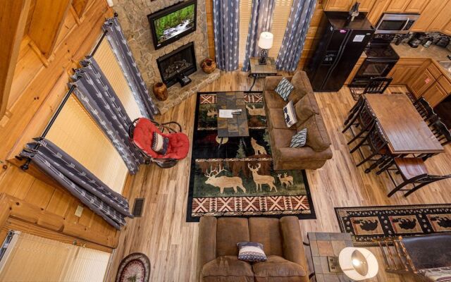 MooseBehaving - Two Bedroom Cabin