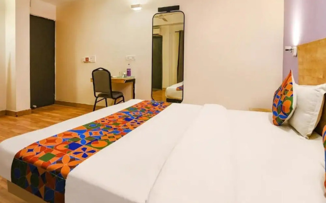 Hotel Aura IP Grand Karkardooma Metro