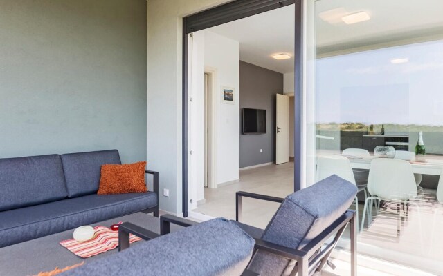 Amazing Apartment in Stinjan With 2 Bedrooms and Wifi