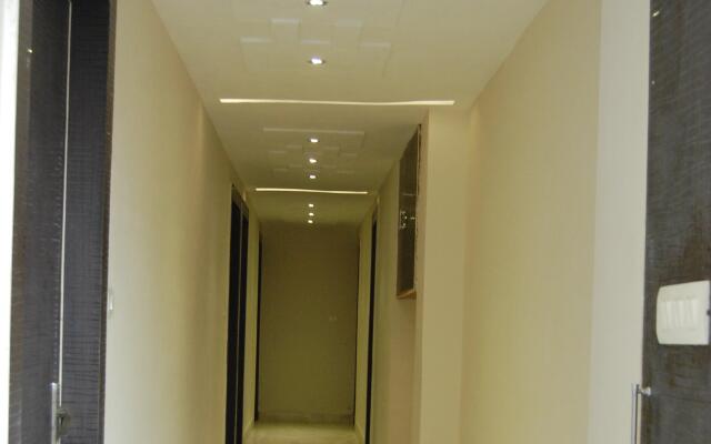 Hotel Mandiram