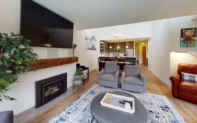 Greyhawk by Whistler Premier