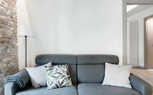 Revitalized Downtown Apartment in Historical Building