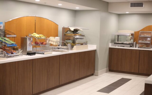 Holiday Inn Express Hotel & Suites Great Barrington by IHG