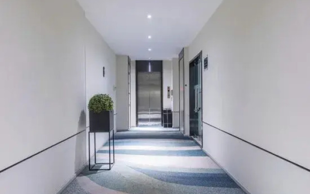 Homeinn Business Hotel (Wuhu Fantawild Adventure Development Zone)