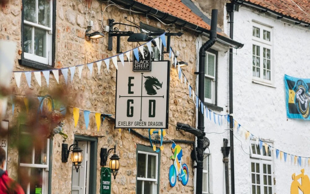 Exelby Green Dragon