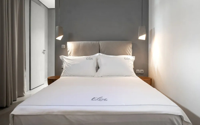 Elisa Seaside Luxury Suite Private hot Tub, Beach