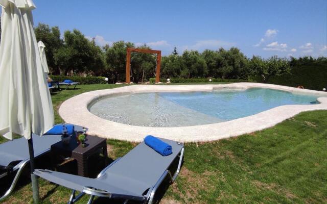 Villa Traditional Estate Heated Pool & Garden, 5 bedrooms