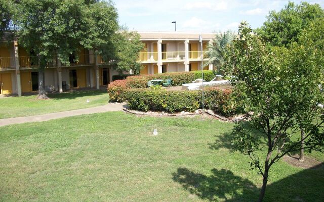 Econo Lodge