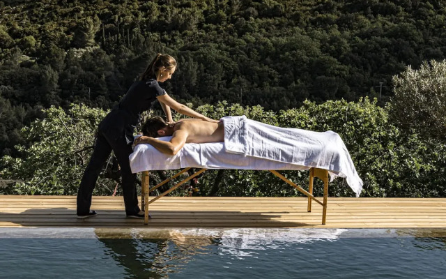Souki Lodges & Spa