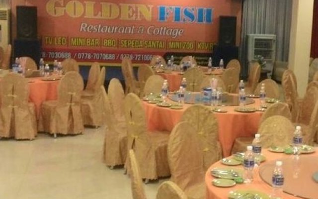 Golden Fish Cottage & Restaurant