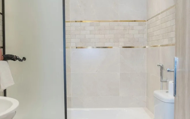 Hassan Pyramids Hotel