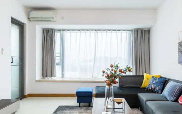 Locals Boutique Apartment ShijichengNo11