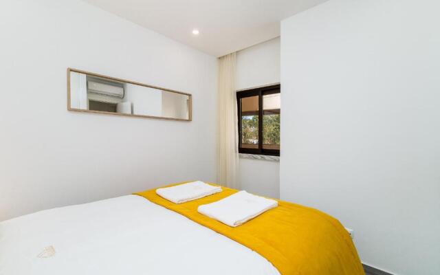 Algarve Golden Properties: Iberlagos 226