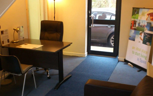 Your Travel Stop Craggside