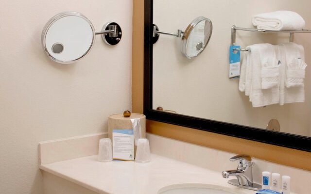 Fairfield Inn & Suites Oakland Hayward