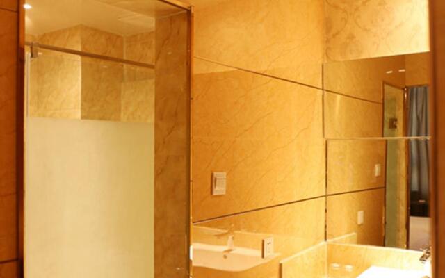 Super 8 Hotel Hetian Tuan Jie Square